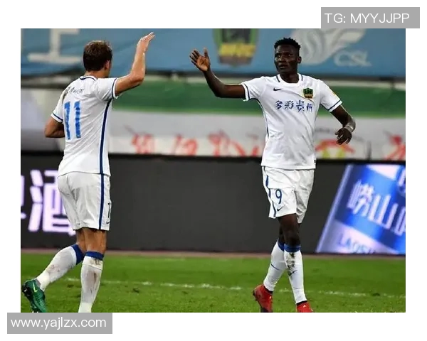 保定容大迎战陕西大秦全力争胜展现足球激情与团队精神